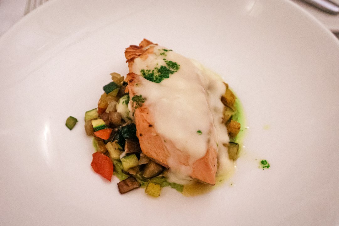 baked salmon with vegetables