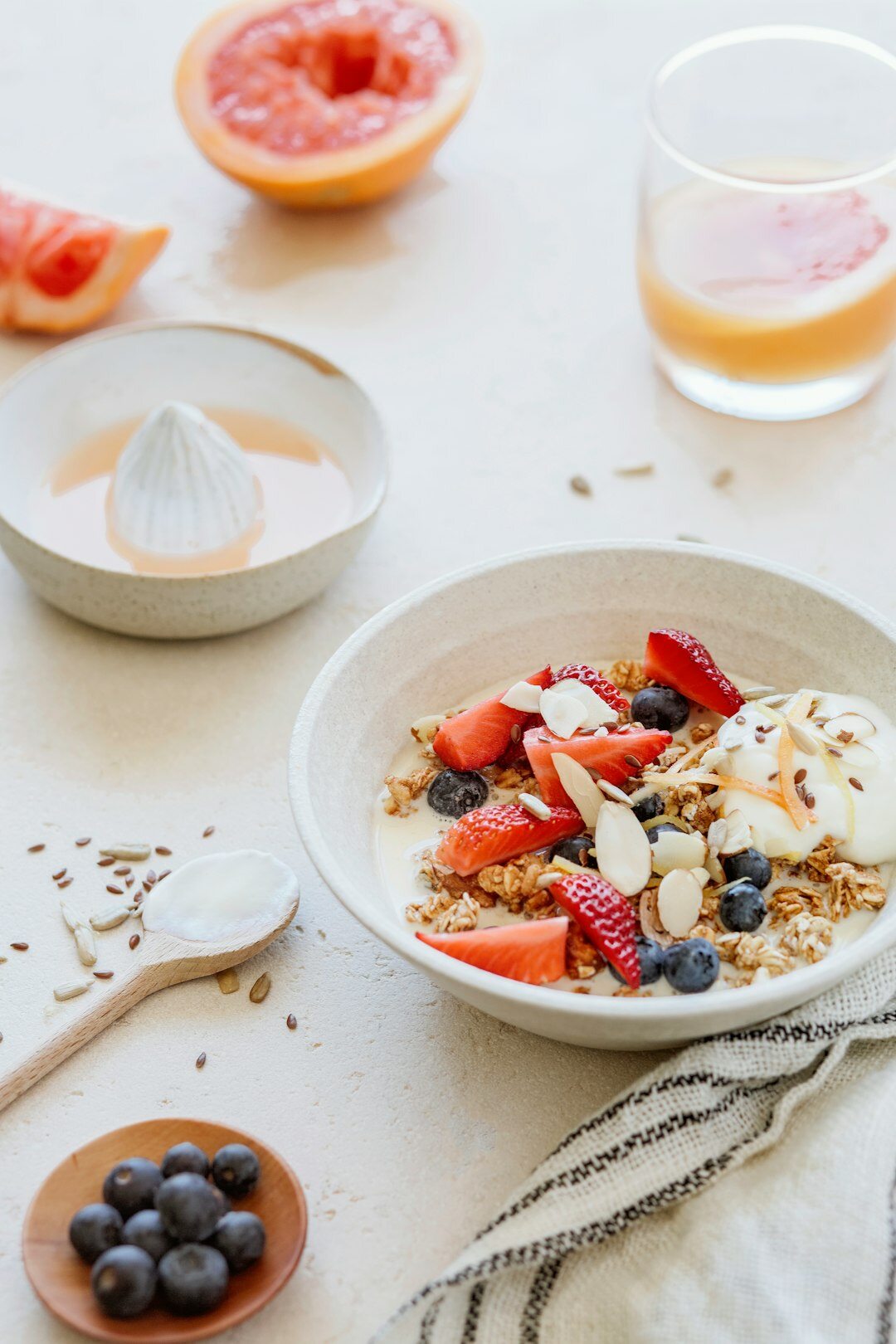 healthy breakfast bowl